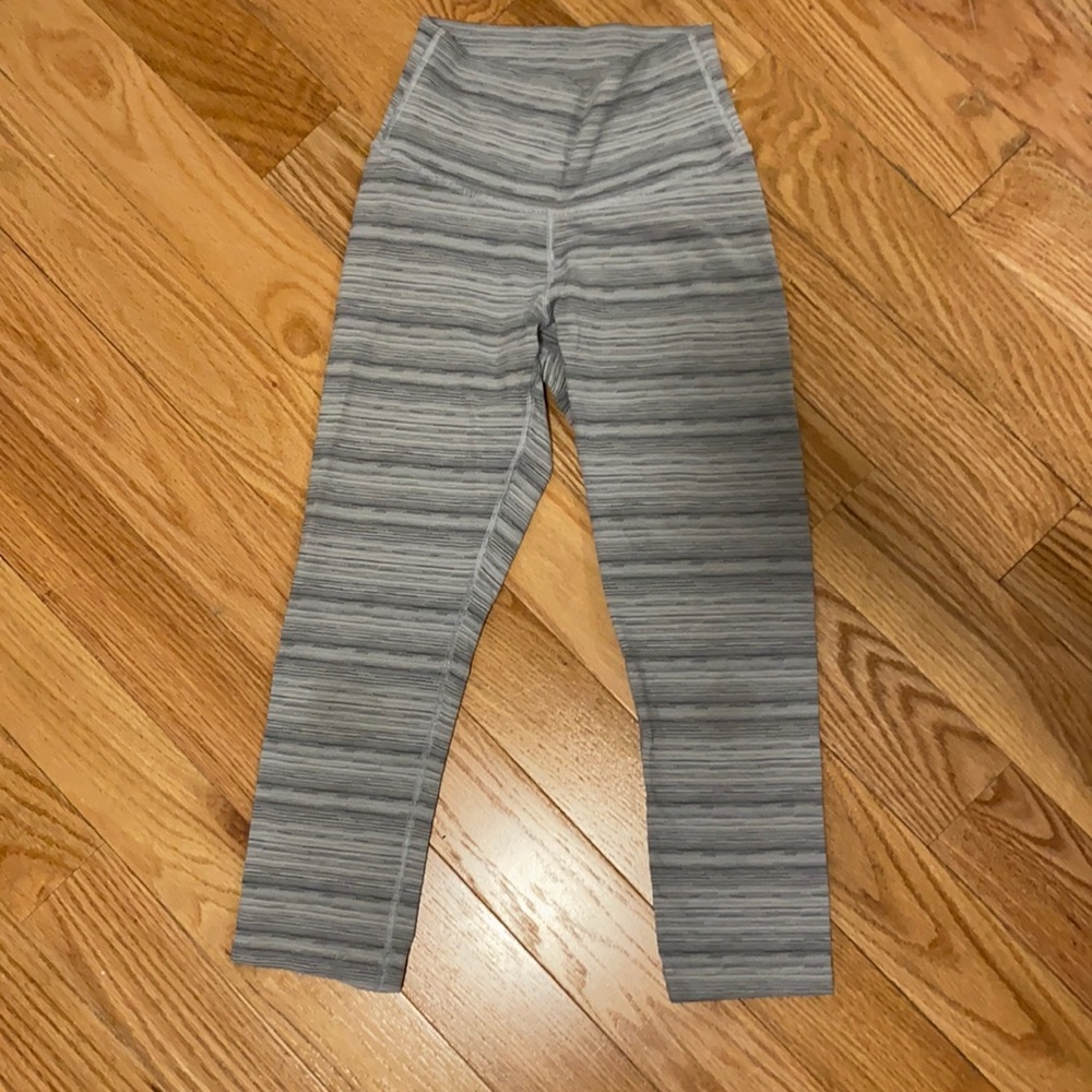 Lululemon capris Size 2